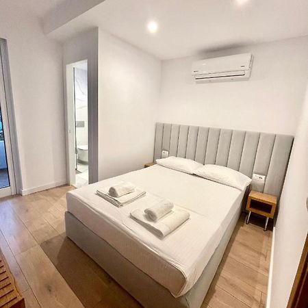 Hotel Aulona Sarandë エクステリア 写真