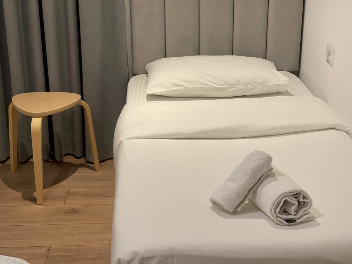 Hotel Aulona Sarandë エクステリア 写真