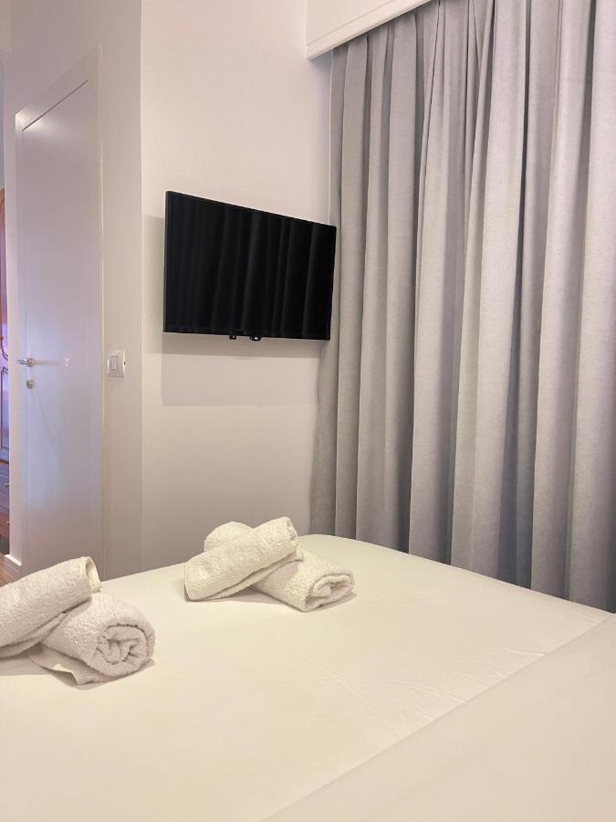 Hotel Aulona Sarandë エクステリア 写真