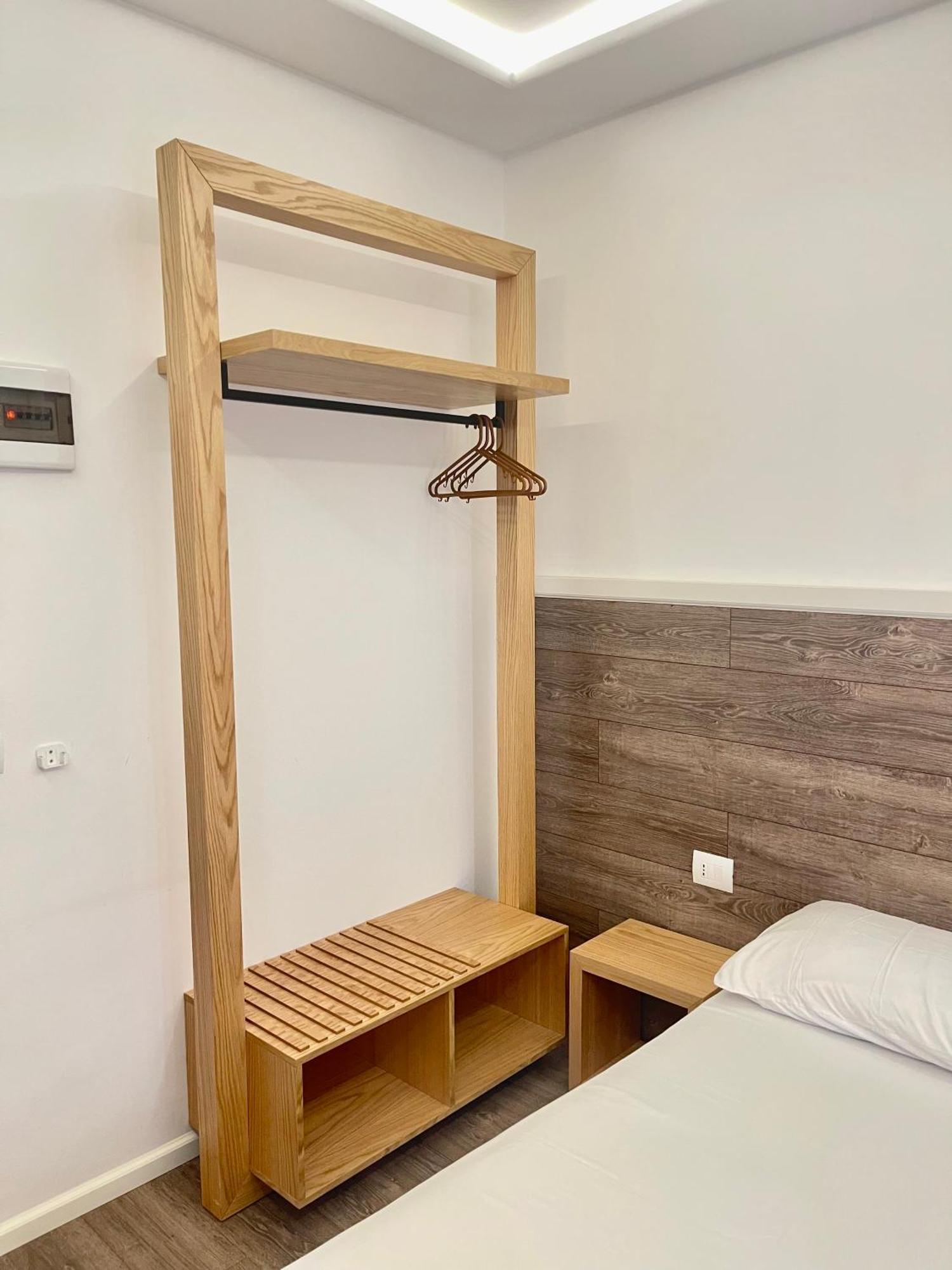 Hotel Aulona Sarandë エクステリア 写真